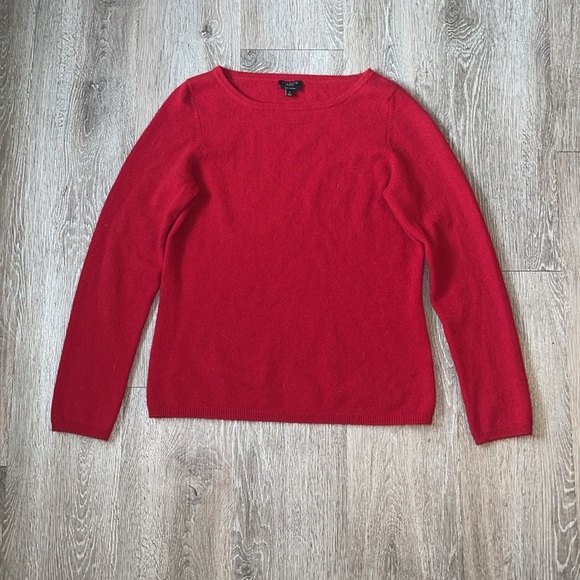 Talbots Audrey 100% Cashmere sweater Size small crewneck pull over long sleeve - Picture 2 of 8